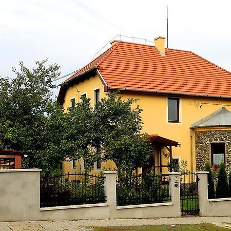 Nemes Apartman Eger Room photo